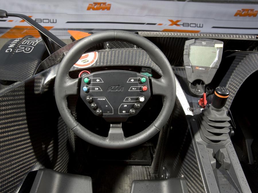 Панель приборов KTM X-Bow GT4 2008 года  (фото 16 из 20)
